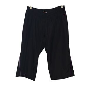 Nike the athletic dept capris size medium. ^
